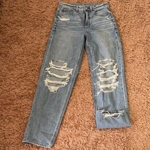 American Eagle Distressed Blue Jeans